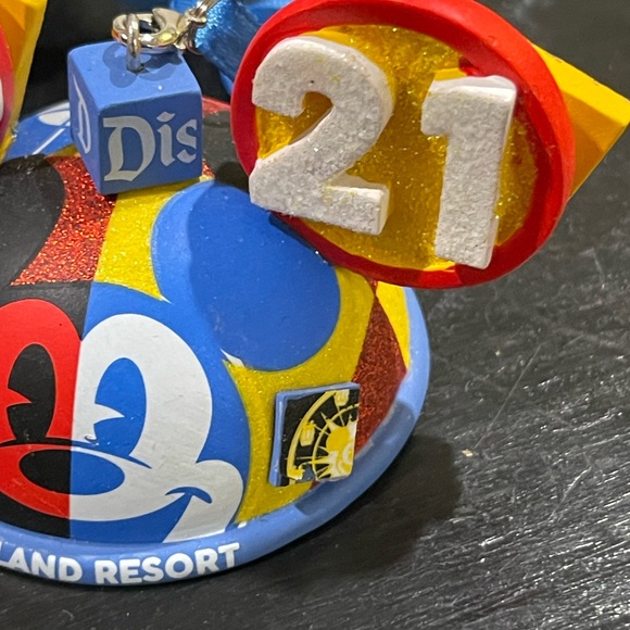2021 Disneyland Christmas Holiday Icon Ear Hat Ornament - Picture 6 of 7